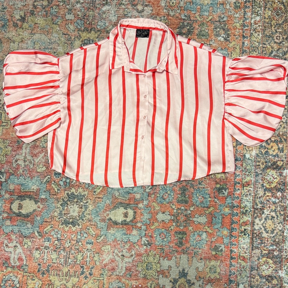 Chic Red and White Striped Blouse with Puff Sleeves